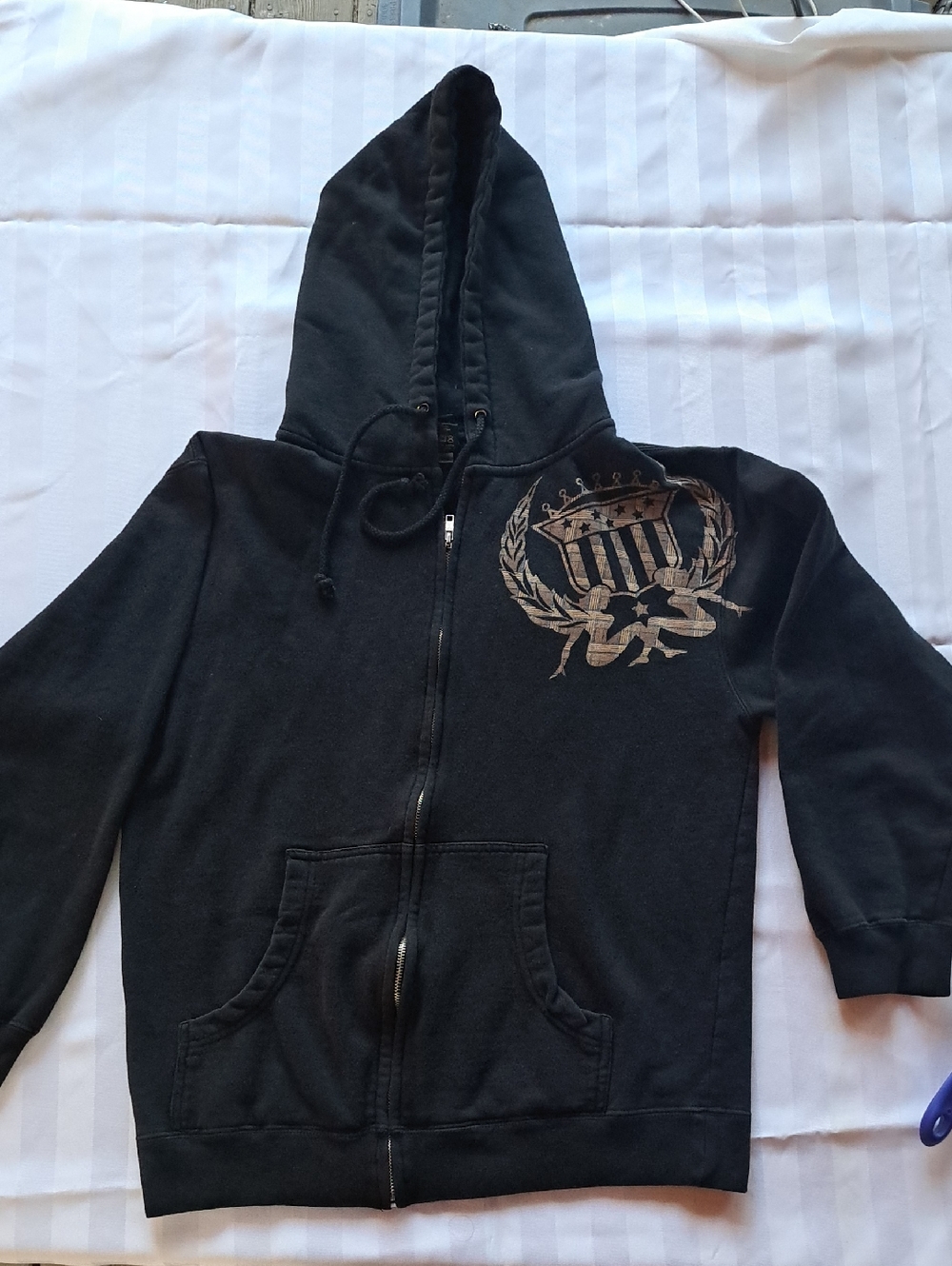 Vintage Y2k Silverstar Casting Co Sweater With Camo Accents.